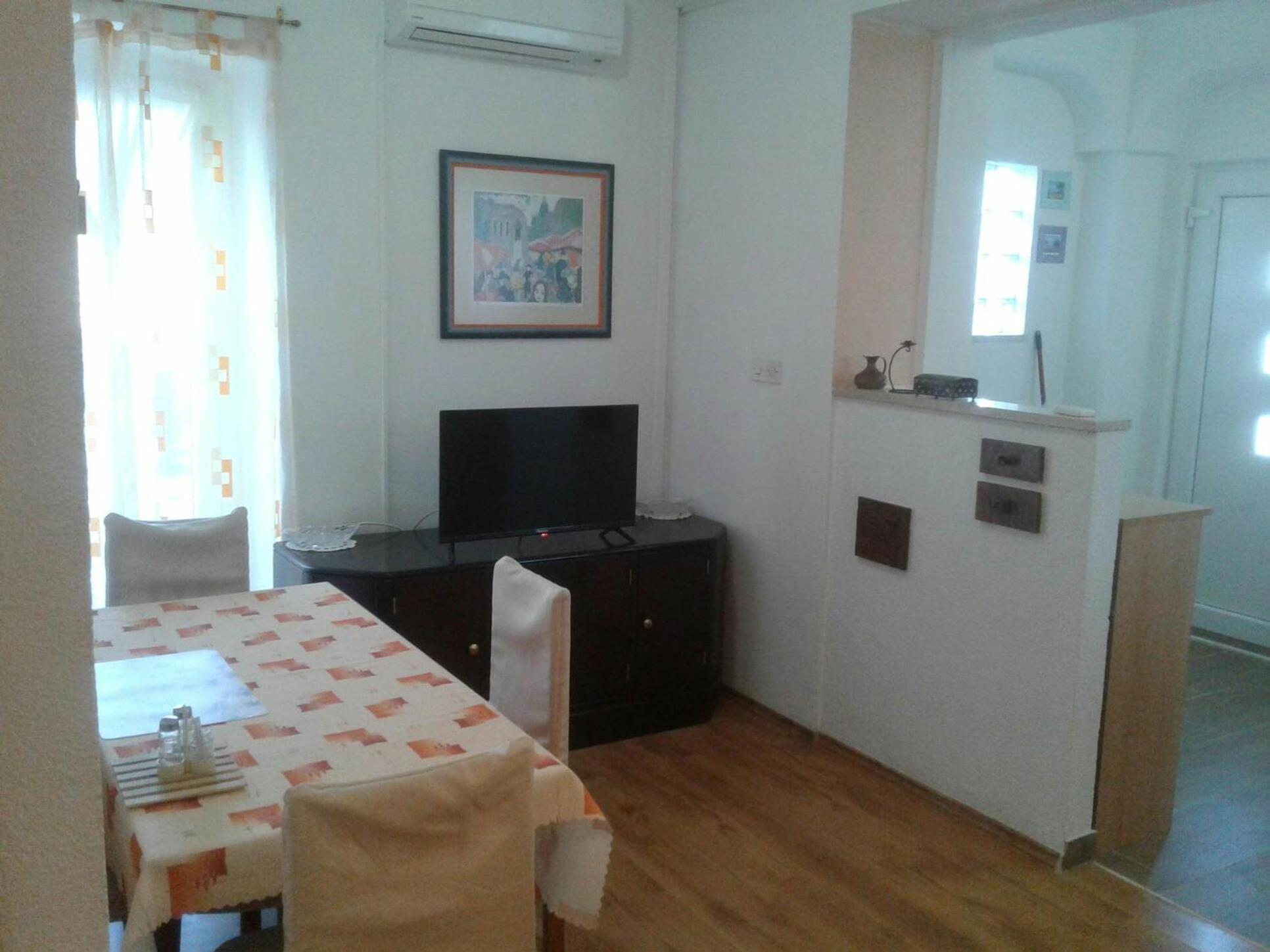 Metti Apartments 1 Kmeti Екстериор снимка